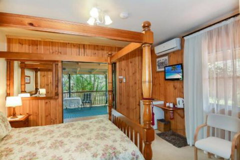 Peppertree Cottage - Hervey Bay Accommodation 4
