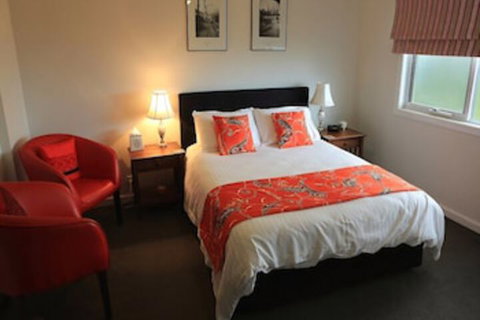 Austin Rise Bed And Breakfast - Tourism Hervey Bay 0