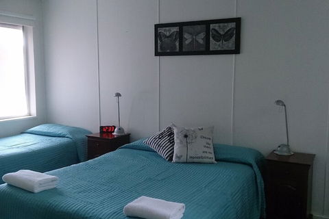 Phillip Island Cottages - Hervey Bay Accommodation 6