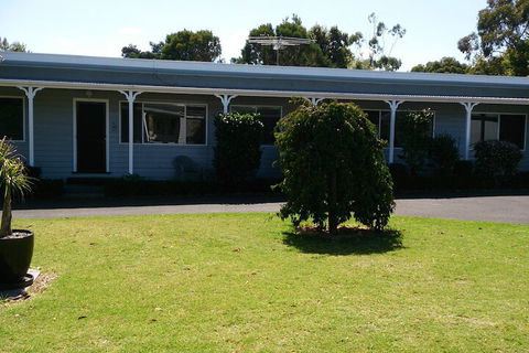 Phillip Island Cottages - Hervey Bay Accommodation 1