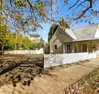 Gembrook Cottages - Hervey Bay Accommodation