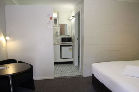 Central Coast Motel - Hervey Bay Accommodation 6