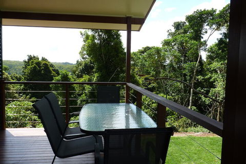 Bellthorpe Stays - Hervey Bay Accommodation 4