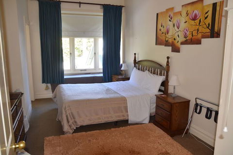 Leura House - Tourism Hervey Bay 2