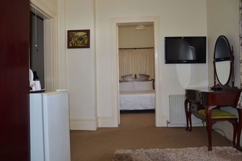 Leura House - Tourism Hervey Bay 1