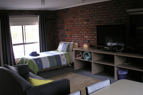 Coorrabin Motor Inn - Tourism Hervey Bay 5