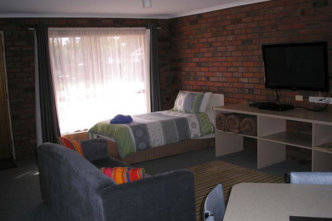 Coorrabin Motor Inn - Tourism Hervey Bay 4
