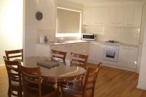 Kennedy Holiday Resort - Hervey Bay Accommodation 5