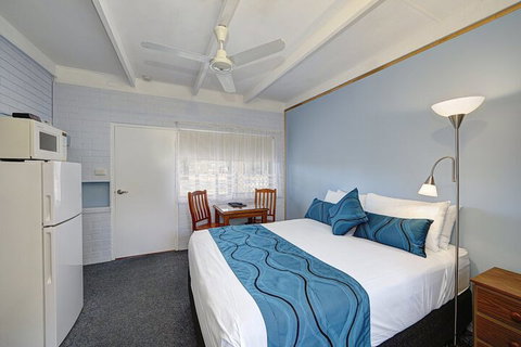 Moore Park Beach Motel - Hervey Bay Accommodation 7