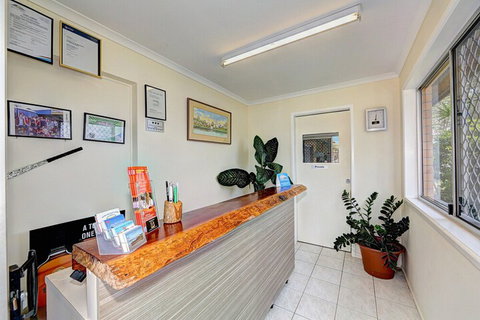 Moore Park Beach Motel - Hervey Bay Accommodation 4