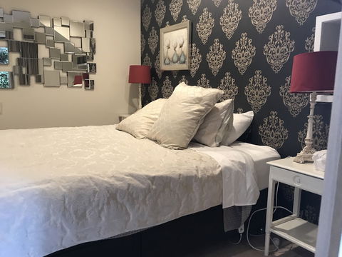 Linley House Bed & Breakfast - Hervey Bay Accommodation 2