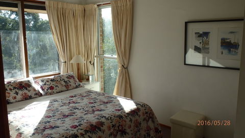 Linley House Bed & Breakfast - Hervey Bay Accommodation 6