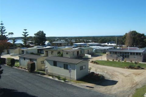 Hillcrest Tourist Park - Hervey Bay Accommodation 7