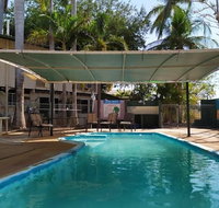 Palm Court Budget Motel Hostel/Backpackers - Hervey Bay Accommodation