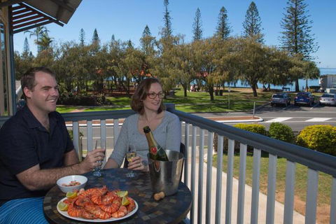 Pale Pacific Holiday Units - Hervey Bay Accommodation 6