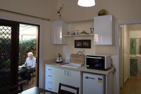 Pale Pacific Holiday Units - Hervey Bay Accommodation 2