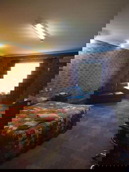 Cobar Town And Country Motor Inn - Tourism Hervey Bay 6