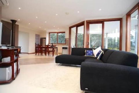Aurora Cottages - Hervey Bay Accommodation 5