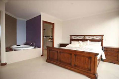 Aurora Cottages - Hervey Bay Accommodation 7