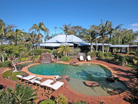 Four Winds Villas - Hervey Bay Accommodation 1