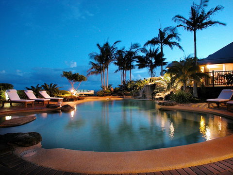 Four Winds Villas - Hervey Bay Accommodation 2