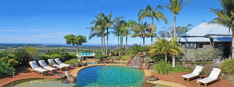 Four Winds Villas - Hervey Bay Accommodation 3