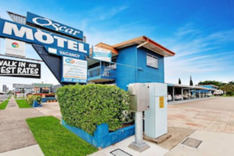 Oscar Motel - Hervey Bay Accommodation 0