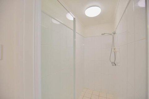 Oscar Motel - Hervey Bay Accommodation 4