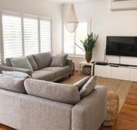 The Seaside Beachhouse Mollymook - Hervey Bay Accommodation