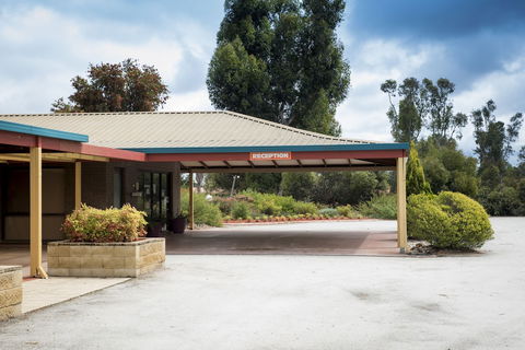 Barooga Country Inn Motel - Hervey Bay Accommodation 2