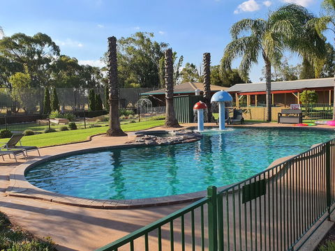 Barooga Country Inn Motel - Hervey Bay Accommodation 5