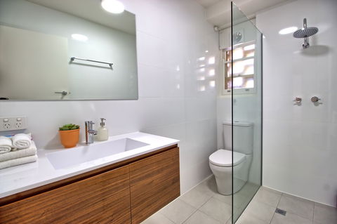 Bayswaterfront Apartments - Hervey Bay Accommodation 4