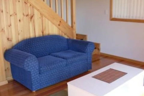 Four Seasons Waterfront Villas - Hervey Bay Accommodation 6