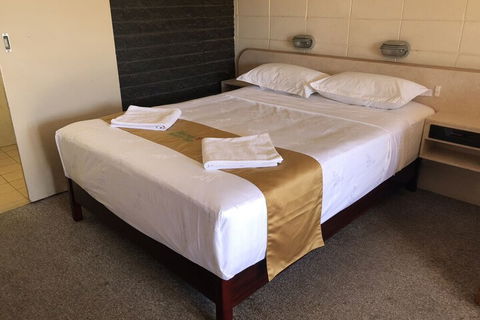 Inland Oasis Motel - Tourism Hervey Bay 5