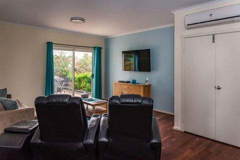 McLaren Vale Studio Apartments - Hervey Bay Accommodation 6