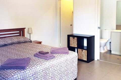 Derby Lodge Self Contained Apartments - Hervey Bay Accommodation 6