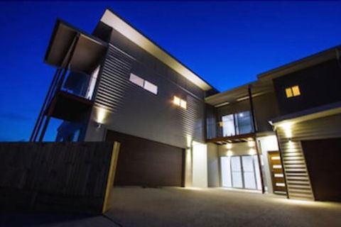 Agnes Sails - Hervey Bay Accommodation 0
