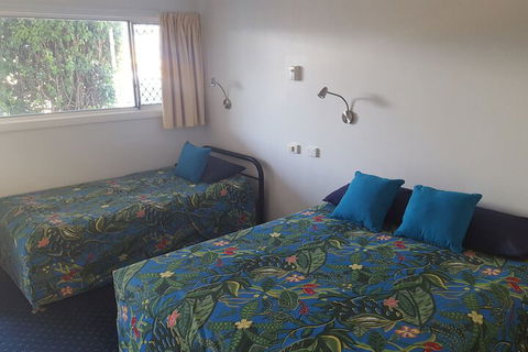 Fourth Avenue Motor Inn - Tourism Hervey Bay 6