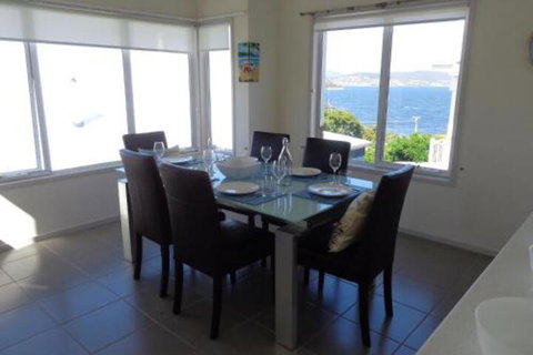 Chapman Street Townhouse Bellerive HobartTasmania - Hervey Bay Accommodation 0