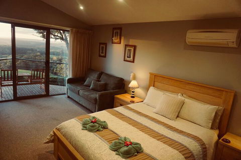 Southern Anchorage Retreat - Hervey Bay Accommodation 7