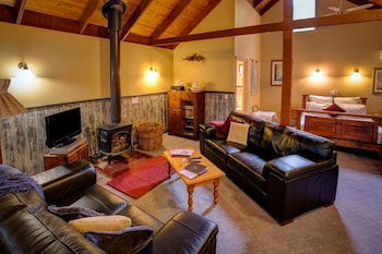 Trawool Cottages & Farmstay - Tourism Hervey Bay 2
