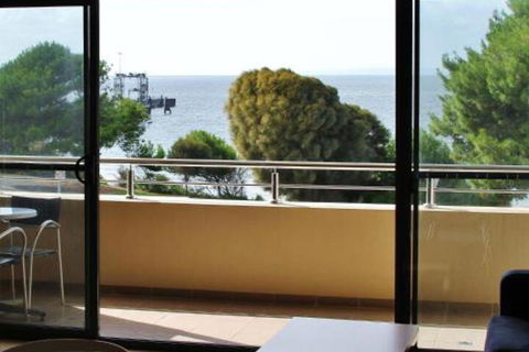 Pier Number 10 - Hervey Bay Accommodation 0