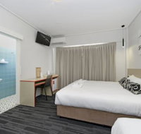 Prince of Wales Hotel - Hervey Bay Accommodation