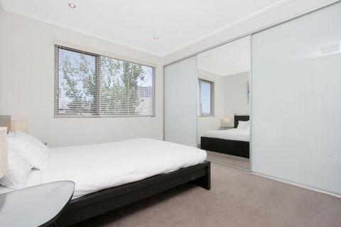 Accommodate Canberra - Glebe Park - Hervey Bay Accommodation 6