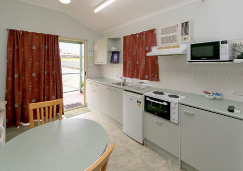 Maryborough Caravan & Tourist Park - Hervey Bay Accommodation 3