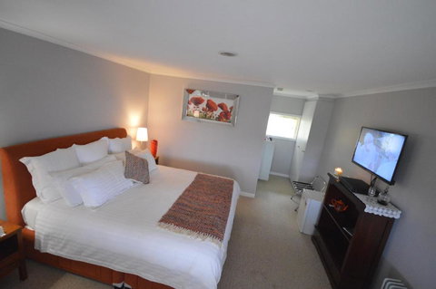 Sancerre Estate - Hervey Bay Accommodation 1