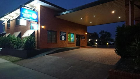 Adelong Motel - Tourism Hervey Bay 0