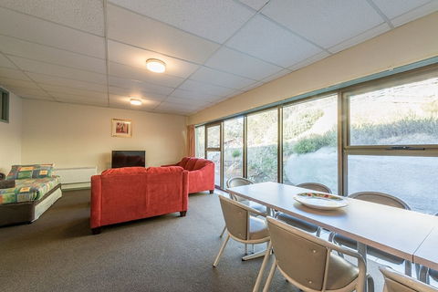 Falls Creek Country Club - Tourism Hervey Bay 2