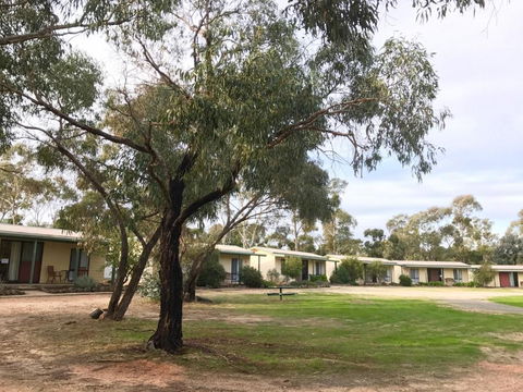 Stawell Holiday Cottages - Hervey Bay Accommodation 3