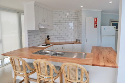 Ultimate Holiday Apartments - Hervey Bay Accommodation 1